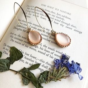 3 /35 GOTAS ACRYLIC TASSEL EARRINGS